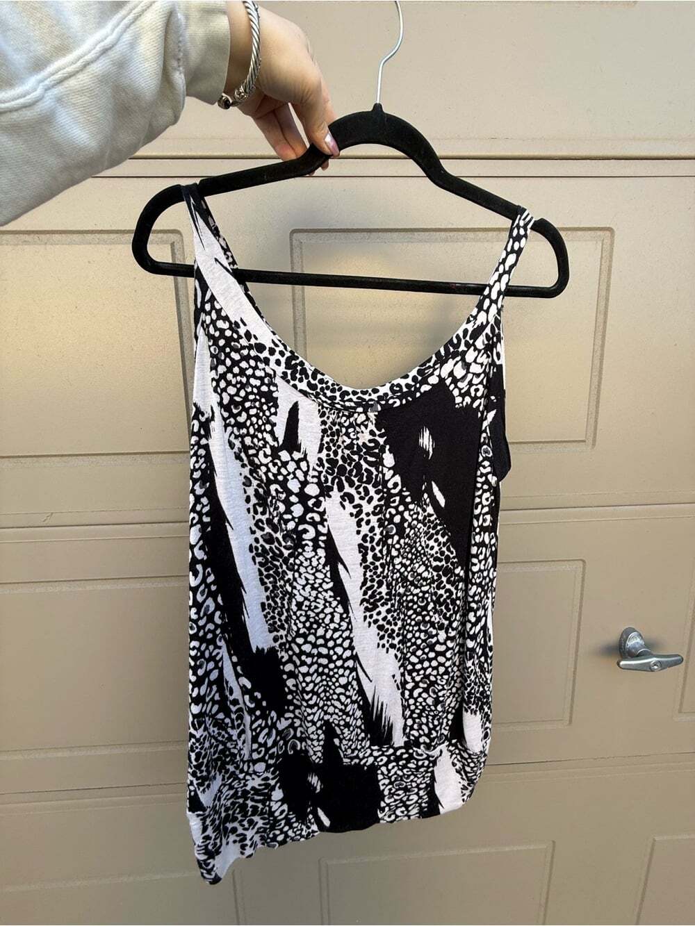 Forever 21 Y2K Made in USA Black and White Printed Camisole Tank